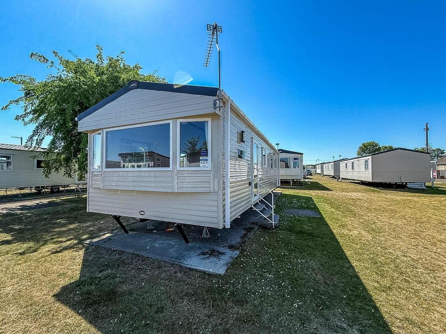 Lovely 6 Berth Caravan At Cherry Tree Holiday Park, Ref 70403C Грейт-Ярмут Экстерьер фото